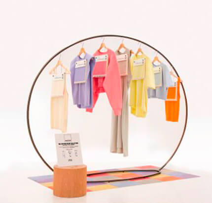 nueva e interesante asociacion entre zara y pantone miniatura Colortex Perú